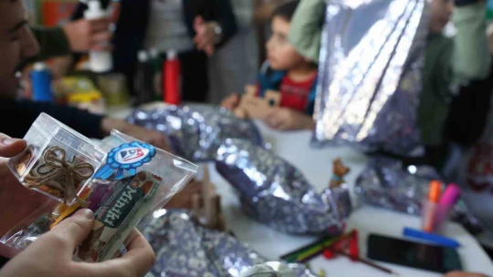 İlk ve ortaokul öğrencilerinden, 'Sevgiye Engel Yok' etkinliği