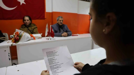 İlkokul öğrencisinin sözleri, görme engelli dernek başkanını duygulandırdı