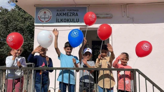 Jandarma ekipleri öğrencilerle bir araya geldi