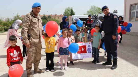 Jandarmanın 185'inci kuruluş yıldönümünde çocuklara özel etkinlik