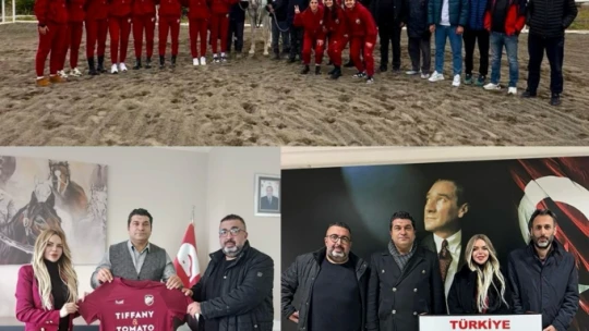 Kadın voleybolcular at binerek stres attı