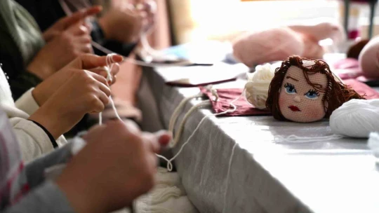 Kadınlar amigurumi ile ekonomilerine katkı sağlıyor