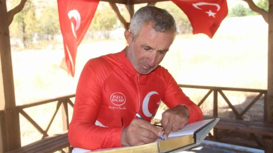 Kahraman Polis Fethi Sekin anısına bin 500 kilometre pedal çevirdi