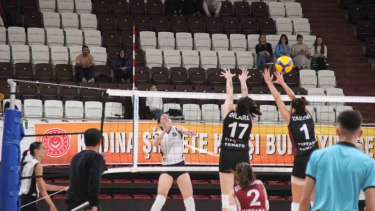 KFC Kadınlar Voleybol 1. Ligi: Bordospor: 1 - Ereğli Belediyespor: 3