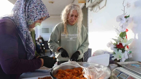 Köy kadınlarının el emeği ürünleri, Romanya sofralarını süslüyor