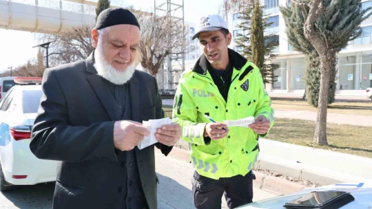 Kurallara uymayan sürücülere havadan ceza yağdı