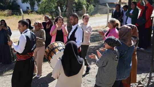 Lösemi hastaları kürsübaşı etkinliği ile moral buldu