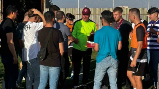 Milliyetçi Elazığsporlulardan 'tatlı' ziyaret