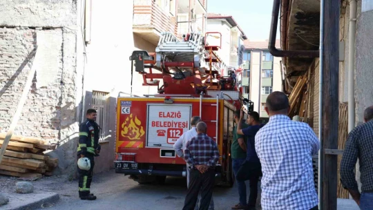 Mutfakta çıkan yangın söndürüldü