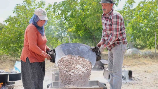 Nohudun kum ve ateşle dansı
