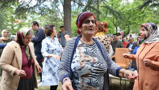 O Ses Türkiye finalisti söyledi, özel bireyler kurtlarını döktü