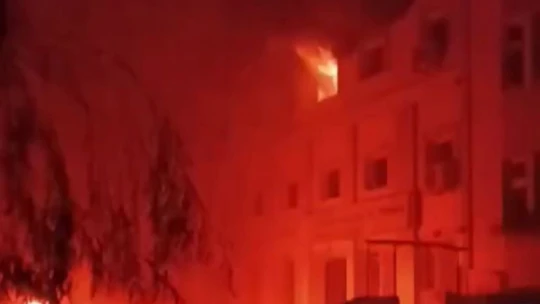 Okulda müdür odası yandı