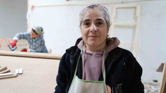 OSB'nin kadın ustaları erkeklere taş çıkartıyor