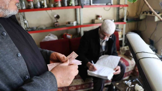 Osmanlı geleneği olan 'zimem defteri', Elazığ'da yaşatılıyor