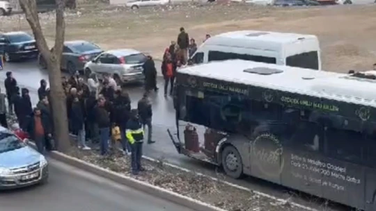 Otobüsün çarptığı çocuk ağır yaralandı