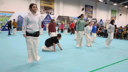 Özel bireyler 'Hıdırellez'de doyasıya eğlendi