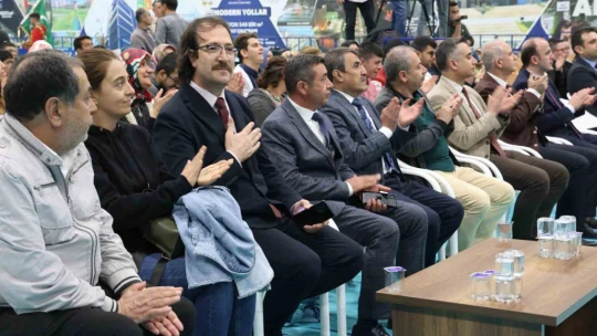 Özel bireyler 'Hıdırellez'de doyasıya eğlendi