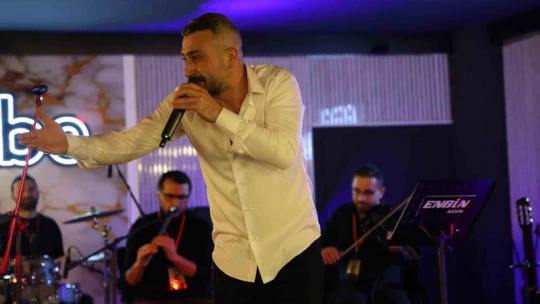 Özgün müziğin ustası Seydi unutulmaz bir gece yaşattı