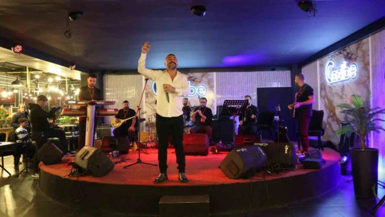 Özgün müziğin ustası Seydi unutulmaz bir gece yaşattı
