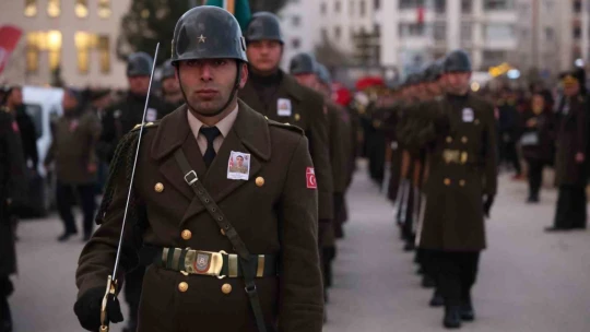 Şehit Aslan son yolculuğuna uğurlandı