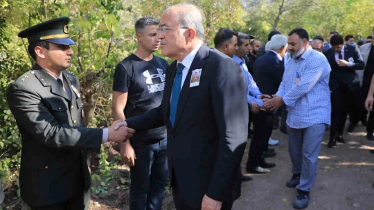 Şehit cenazesine katılan Bakan Yardımcısı Alpay: ''Terörün kökünü kazıdık, kazımaya devam ediyoruz''