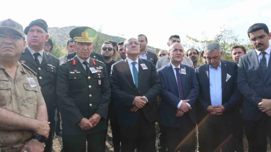 Şehit cenazesine katılan Bakan Yardımcısı Alpay: ''Terörün kökünü kazıdık, kazımaya devam ediyoruz''
