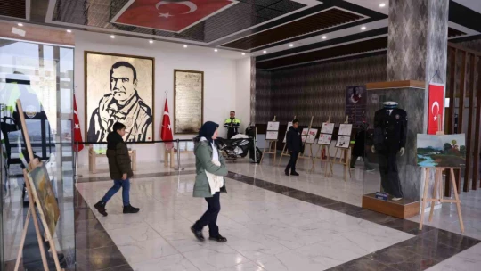 Şehit polis Fethi Sekin'in ablasıyla birlikte çizdiği resimler ortaya çıktı, büyük beğeni topladı