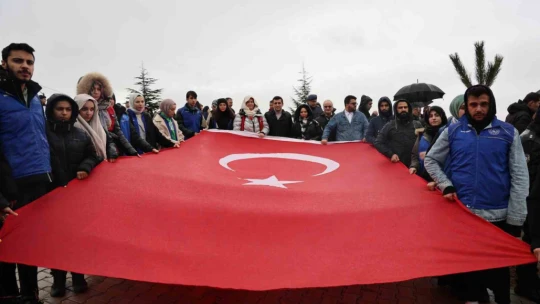 Şehit polis Fethi Sekin kabri başında anıldı