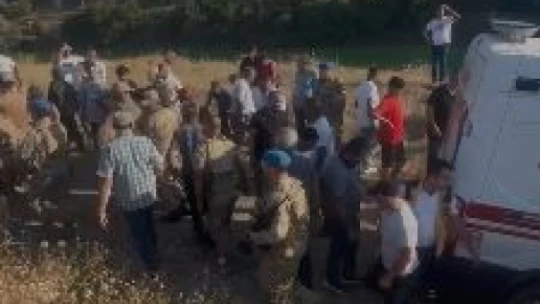 Serinlemek için girdiği barajda boğuldu