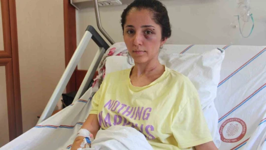 Sevgilisini defalarca bıçaklayan doktor, evinde ölü bulundu