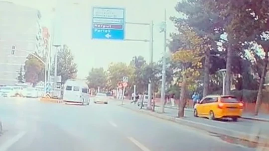 Sürücü ve yayanın dikkatsizliği kazaya neden oldu