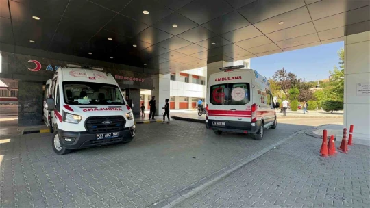 Tartıştığı husumetlilerinin üzerine kızgın yağ döktü: 2 yaralı