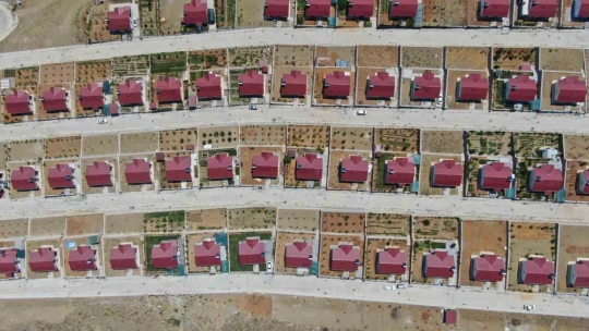 Tatil sitesi değil, çelik konstrüksiyonlu TOKİ konutları
