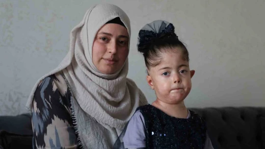 Tek dileği kelebek hastası kızına doyasıya sarılabilmek