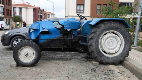 TOGG'dan esinlenen sanayi ustaları güneş enerjili traktör yaptı