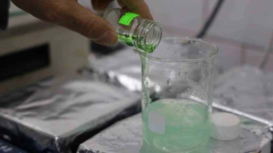 Türk bilim adamı, ateşlendiğinde yüksek enerji salınımına sahip nano-enerjik grafen geliştirdi