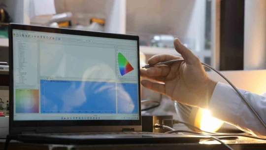 Türk bilim adamı, güneş ışığına ihtiyaç duymayan tarım cihazı geliştirdi