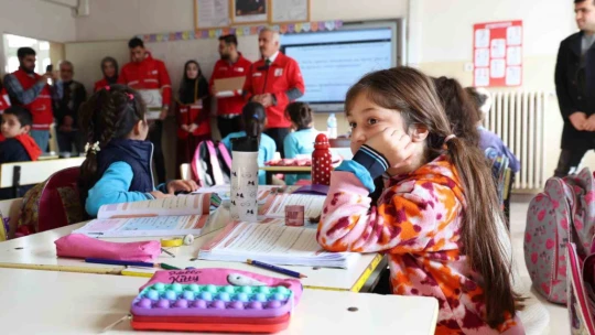 Türk Kızılay'ından 'Türk Malı Haftası'  etkinliği