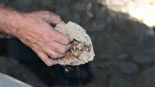 Türkiye'de benzeri yok, 700 yıllık metal atölyesi keşfedildi