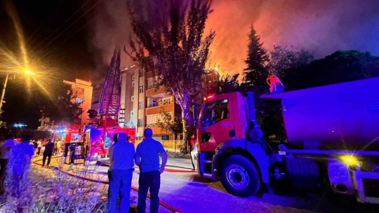 Yangın 3 saat sonra kontrol altına alınmıştı, hasar gün doğunca ortaya çıktı