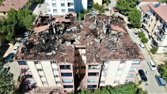 Yangın 3 saat sonra kontrol altına alınmıştı, hasar gün doğunca ortaya çıktı