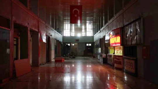 Yarım yüzyılın kapanışı: Otobüs terminali tarih oluyor, yeni mekanda yolculuk başlıyor