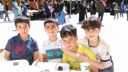 Yüzlerce öğrenci ve veliden anlamlı etkinlik