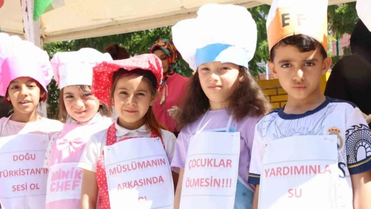 Yüzlerce öğrenci ve veliden anlamlı etkinlik