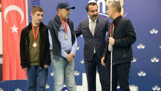 Yüzyılın hamlesinde dereceye giren sporcular ödüllendirildi