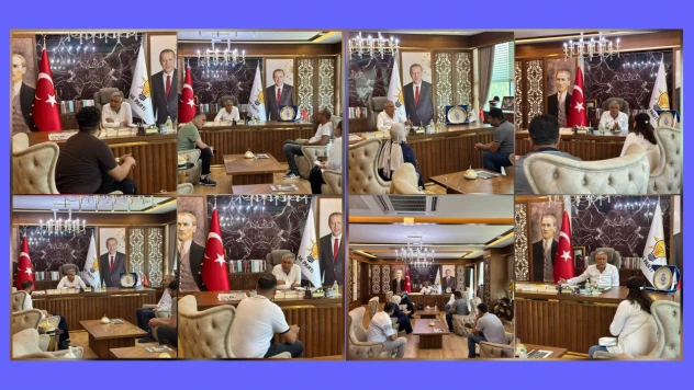 Biz, hizmeti dert edinenlerdeniz.