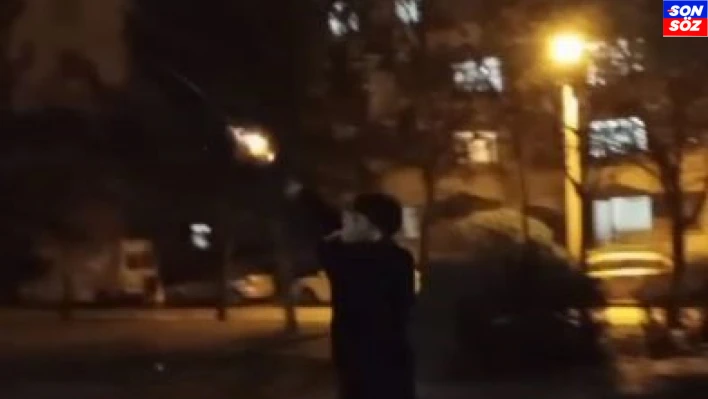 ''Nerde bu benim diyen abiler'' diyerek havaya ateş açtı
