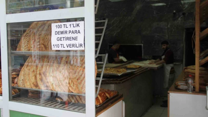 100 lira madeni para getirene 110 lira veriyor