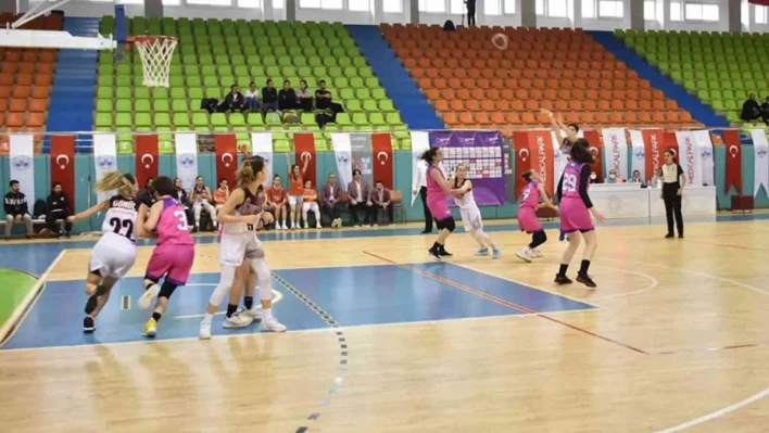 Karabulut Elazığ Basketbol kötü başladı

