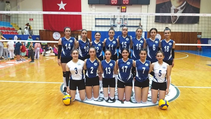 Voleybolda Elazığ takımları kayıp

